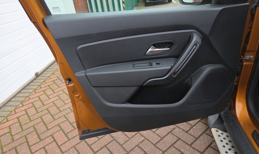 Dacia DUSTER 1.5 Blue Dci 115 Comfort 4x2