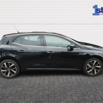 Renault Megane Iconic Tce