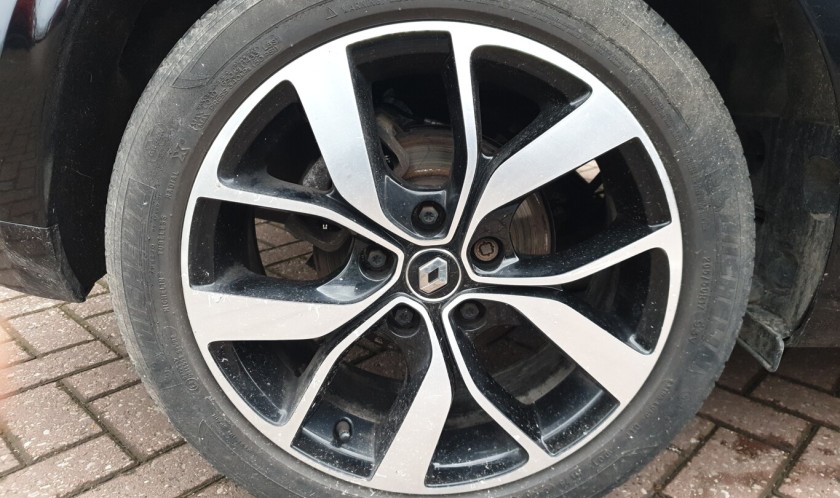 Renault Megane Iconic Tce