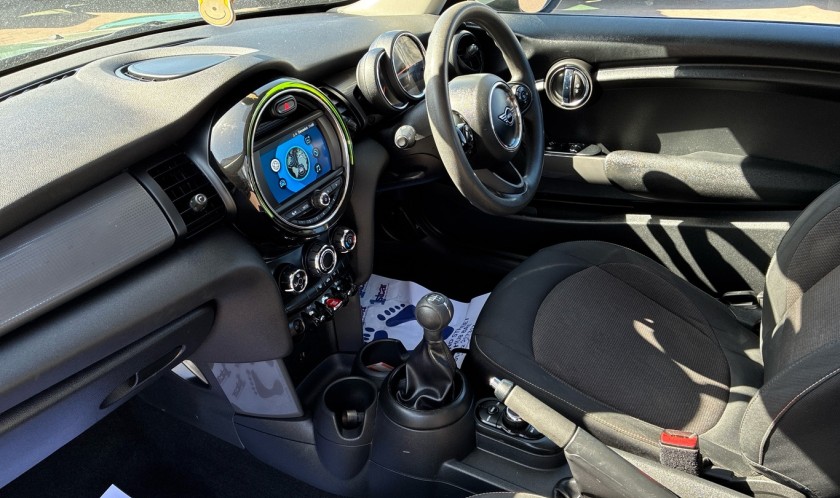 Mini Cooper 1.5 Classic