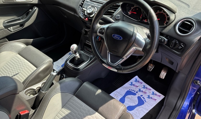 Ford Fiesta 1.6T St-2 Turbo