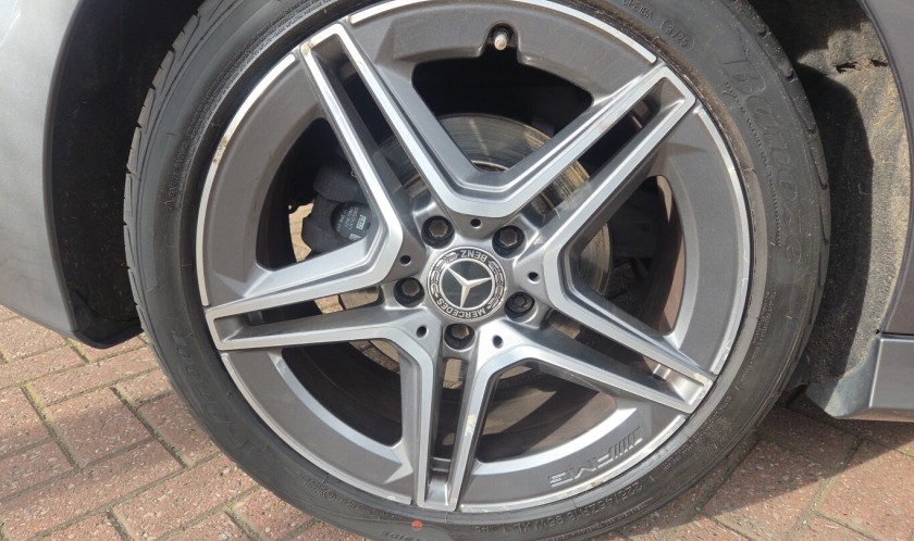 Mercedes A 250 Amg Line Premium Au