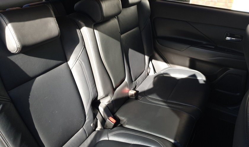 Mitsubishi Outlander Exceed Cvt