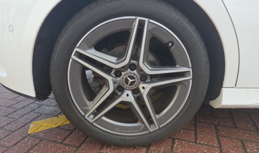 Mercedes A 180 Amg Line Executive