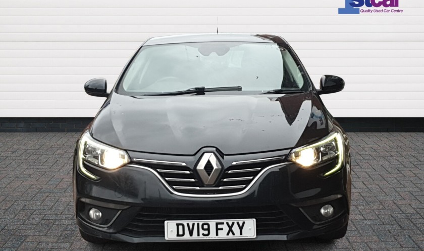 Renault Megane Iconic Tce