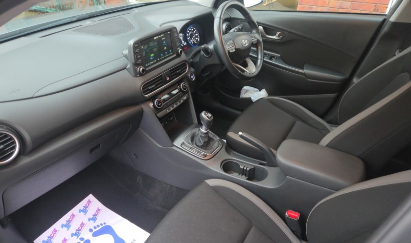 Hyundai Kona Premium