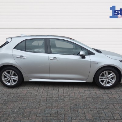 Toyota Corolla 1.8 Icon Tech Vvti Hev