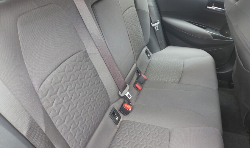 Toyota Corolla 1.8 Icon Tech Vvti Hev